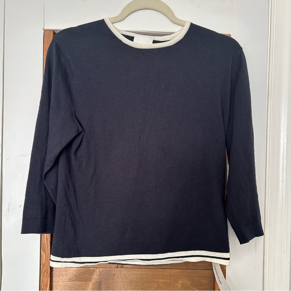 Allude Women's Navy Crew Neck Sweater with white trim
